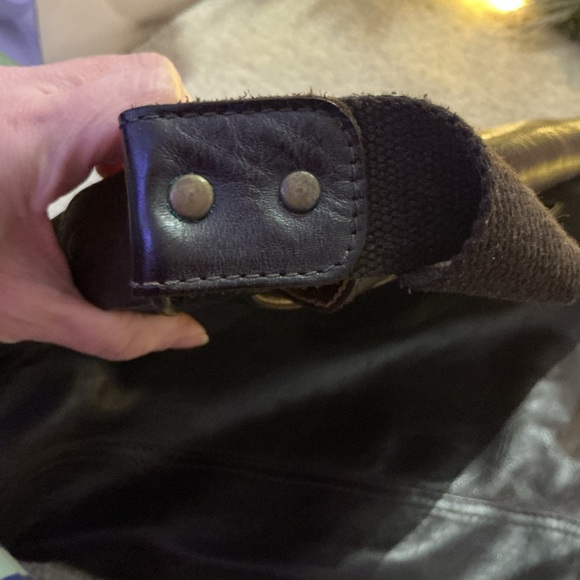 Banana Republic Black Leather Messenger Bag - Picture 12 of 12